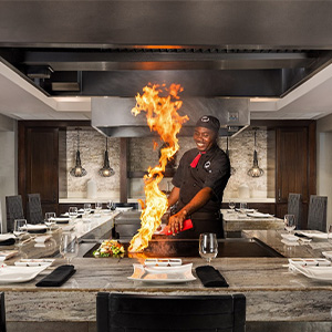 300x300BeachesTurksCaicosdining