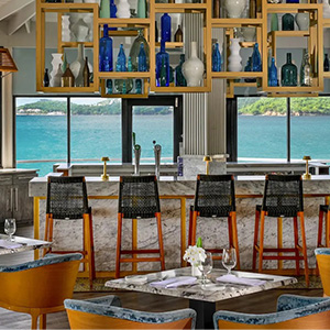 300x300HalcyonBeachdining