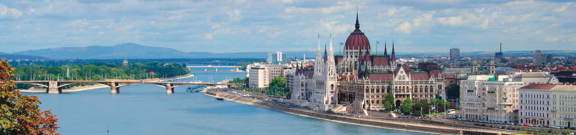 1920x450 UNI Budapest